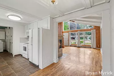 202 E 25th Street, Holland, MI 49423 - Photo 8