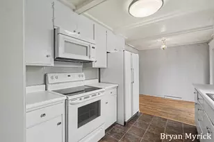 202 E 25th St, Holland, MI 49423 - Photo 10