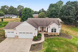 1875 Lester Ln, Hudsonville, MI 49426 - Photo 2