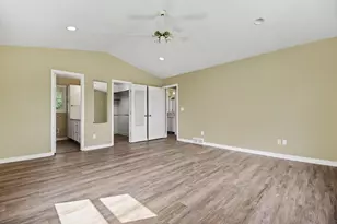 2250 Yorktown Dr SE, Kentwood, MI 49508 - Photo 10