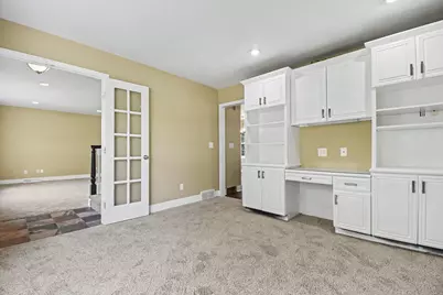2250 Yorktown Drive SE, Kentwood, MI 49508 - Photo 8