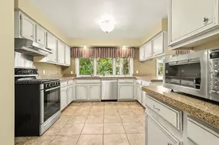 1289 King George Blvd, Ann Arbor, MI 48108 - Photo 6