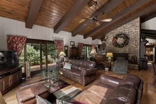 12879 Lakeshore Dr, Grand Haven, MI 49417 - Photo 10