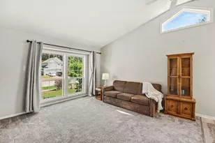 15116 Briarwood St, Grand Haven, MI 49417 - Photo 6
