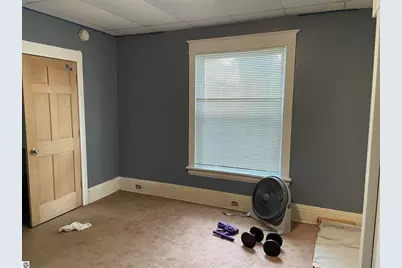 218 Cottage Street, Cadillac, MI 49601 - Photo 10