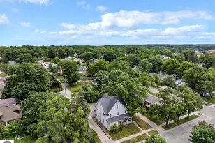 218 Cottage St, Cadillac, MI 49601 - Photo 56