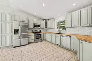 4372 Hunsberger Ave NE, Grand Rapids, MI 49525 - Photo 12
