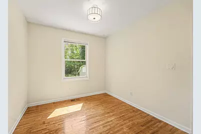4372 Hunsberger Avenue NE, Grand Rapids, MI 49525 - Photo 18