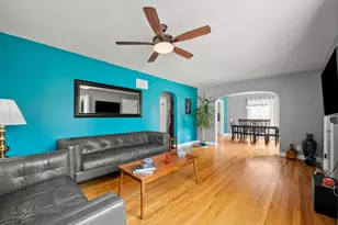 905 Napier Ave, Saint Joseph, MI 49085 - Photo 8