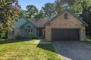 5220 Huron Hills Dr, Commerce Township, MI 48382 - Photo 48