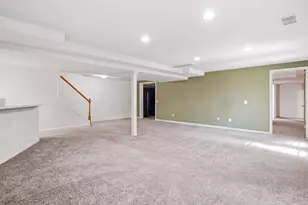 5220 Huron Hills Dr, Commerce Township, MI 48382 - Photo 18