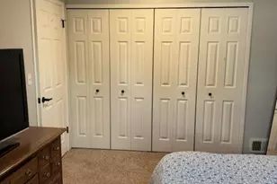 196 Princeton Dr, South Lyon, MI 48178 - Photo 18