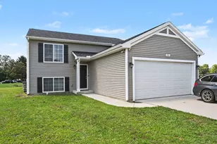 450 Orchard St, Constantine, MI 49042 - Photo 1