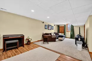 8352 Marquis Ct, Lambertville, MI 48144 - Photo 42
