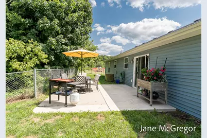 13820 E Harmony Court NE, Sparta, MI 49345 - Photo 10