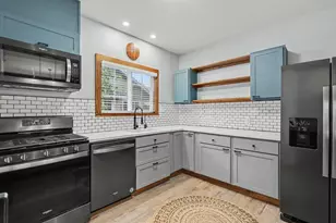 423 Ardmore St SE, Grand Rapids, MI 49507 - Photo 2