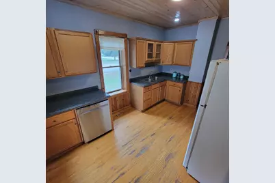 8 E Barton Street, Newaygo, MI 49337 - Photo 8