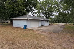 4045 S Dangl Rd, Muskegon, MI 49444 - Photo 6
