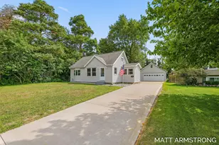 3320 Taft Ave SW, Wyoming, MI 49519 - Photo 1
