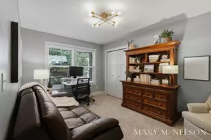5705 Kenstyn Dr SW, Wyoming, MI 49418 - Photo 16