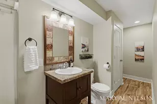 5705 Kenstyn Dr SW, Wyoming, MI 49418 - Photo 24