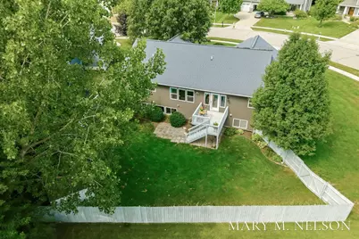5705 Kenstyn Drive SW, Wyoming, MI 49418 - Photo 30