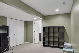 12905 Silver Spring Ln, Battle Creek, MI 49014 - Photo 24