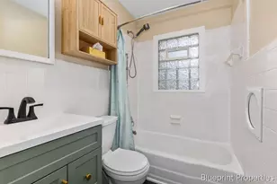 735 Maridell Ave NW, Grand Rapids, MI 49504 - Photo 12