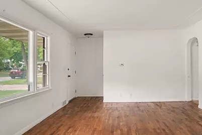 56 Garden Avenue N, Battle Creek, MI 49017 - Photo 4