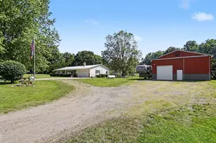3124 Knight Dr, Buchanan, MI 49107 - Photo 2