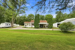 2899 Tanner Lake Rd, Hastings, MI 49058 - Photo 2