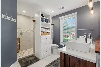 5675 Carlburt Street, West Bloomfield, MI 48322 - Photo 14