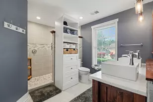 5675 Carlburt St, West Bloomfield, MI 48322 - Photo 14