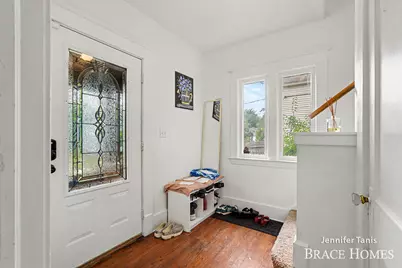 1121 Baxter Street SE, Grand Rapids, MI 49506 - Photo 4