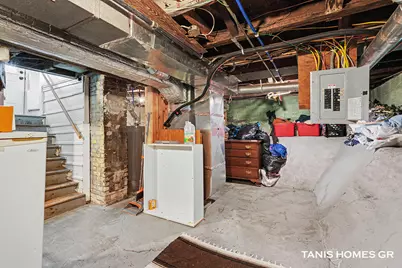 1121 Baxter Street SE, Grand Rapids, MI 49506 - Photo 18