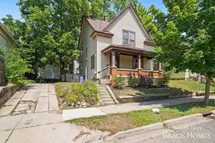1121 Baxter St SE, Grand Rapids, MI 49506 - Photo 1