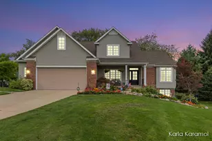 61 Greystone Ct NE, Rockford, MI 49341 - Photo 2