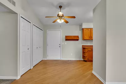 24533 Grove Avenue, Eastpointe, MI 48021 - Photo 8
