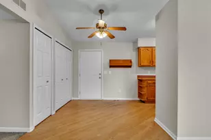 24533 Grove Ave, Eastpointe, MI 48021 - Photo 8