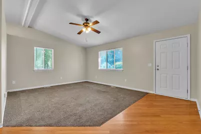 24533 Grove Avenue, Eastpointe, MI 48021 - Photo 4