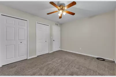 24533 Grove Avenue, Eastpointe, MI 48021 - Photo 22