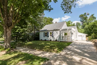 1303 Prescott Avenue, Ann Arbor, MI 48103 - Photo 2