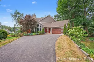 46 Counts Cove Ct, Holland, MI 49424 - Photo 1