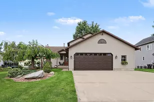 12776 Theris Dr, Wayland, MI 49348 - Photo 1