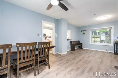 338 Hanover Street NE, Grand Rapids, MI 49505 - Photo 8