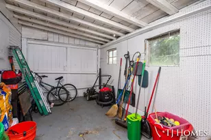338 Hanover St NE, Grand Rapids, MI 49505 - Photo 24