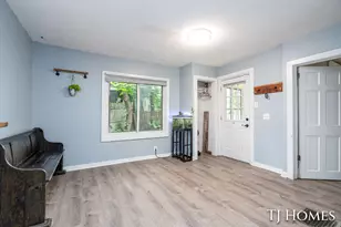 338 Hanover St NE, Grand Rapids, MI 49505 - Photo 10