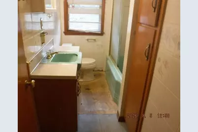 241 Jamesway, Benton Harbor, MI 49022 - Photo 14