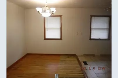 241 Jamesway, Benton Harbor, MI 49022 - Photo 10