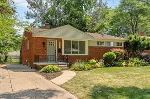 14421 Rosemary Blvd, Oak Park, MI 48237 - Photo 2